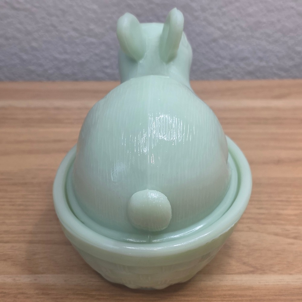 Vintage Jadeite Glass Rabbit on Basket Trinket Dish Green Easter Bunny - Picture 4 of 12